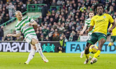 前田大然がデビュー戦ゴール　セルティック、3人初出場