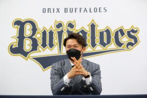 オリックス・山本由伸が大幅増3.7億円で更改　将来的なメジャー移籍希望も伝える