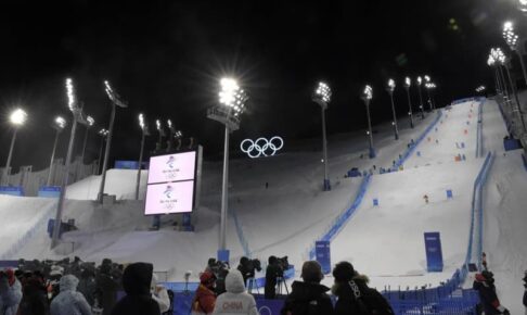 スノーボード芳家里菜が北京五輪を欠場へ　公式練習で脊椎損傷