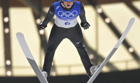 小林陵侑　失格の高梨を「たくさんハグ」2回目涙のK点越えに驚く「沙羅は本当に強い」