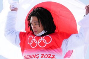 平野歩夢選手の採点に「選手は命がけで挑んでいる」米NBC解説が2本目のジャッジに異を唱える