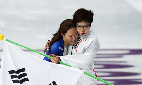 【北京五輪】涙の李相花さん、1000m出場の小平奈緒にエール「勇敢さとチャレンジ精神を見せて」