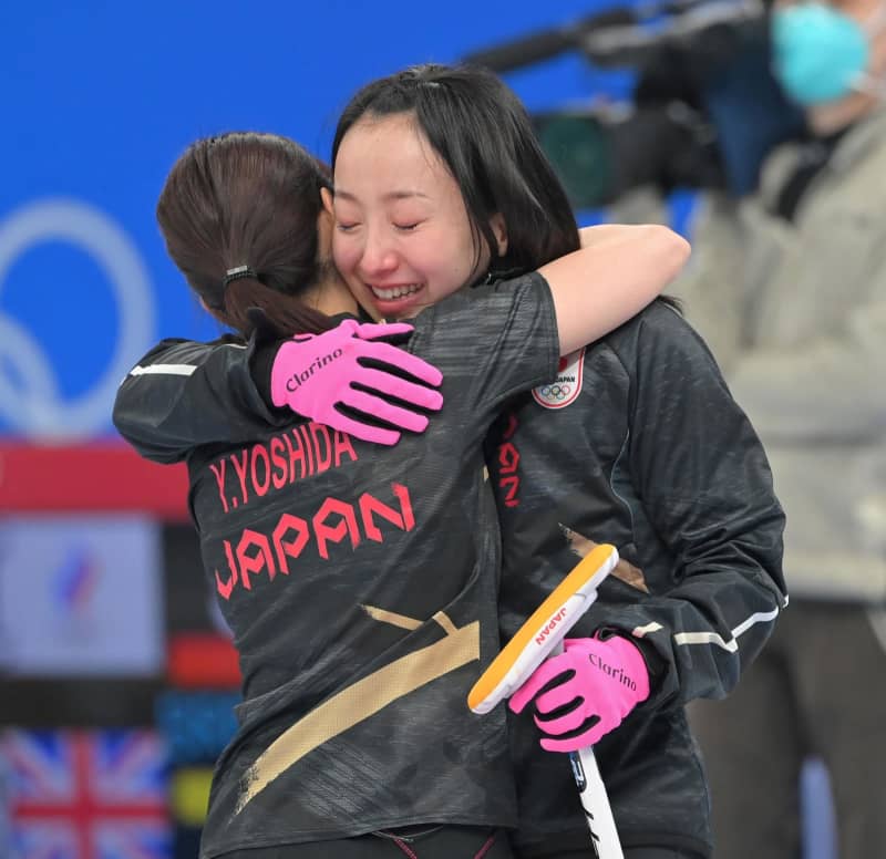 カーリング日本が準決勝進出!韓国敗れ決定 スイス戦黒星から19分後 藤沢涙も五輪続く カーリング日本が準決勝進出!韓国敗れ決定 スイス戦黒星から19分後 藤沢涙も五輪続く