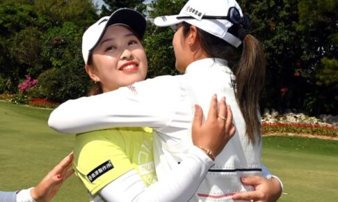 西郷真央ツアー初V　昨季2位7度シルバーコレクター返上　同じジャンボ門下生から刺激