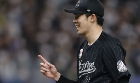 ロッテ佐々木朗希、開幕3連勝　5回2失点、完全は止まる