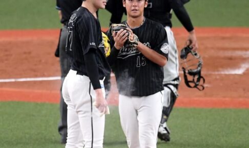 ロッテ・佐々木朗希「僕は分からない」白井球審から詰め寄られ、困惑