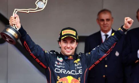 【F1】雨と赤旗で波乱のモナコをセルジオ・ペレスが初制覇　フェルスタッペンは３位