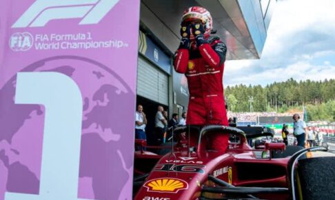 ルクレール、スロットルトラブルを抱えながらの勝利に歓喜と安堵「本当に怖かった」／F1第11戦決勝