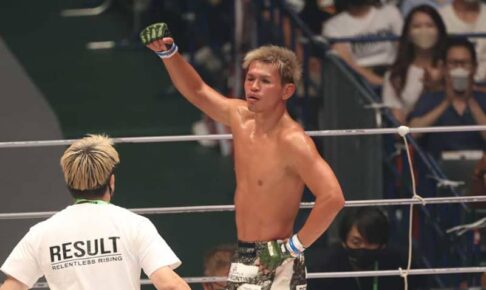 【RIZIN.37】阿部大治、サトシの兄を衝撃KO　躊躇ない顔面蹴りに観客戦慄「追撃やば！」