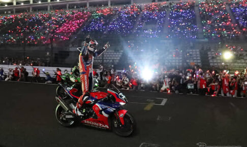 【鈴鹿8耐】Team HRCが他を寄せ付けず独走で優勝…ホンダの優勝は8年ぶり