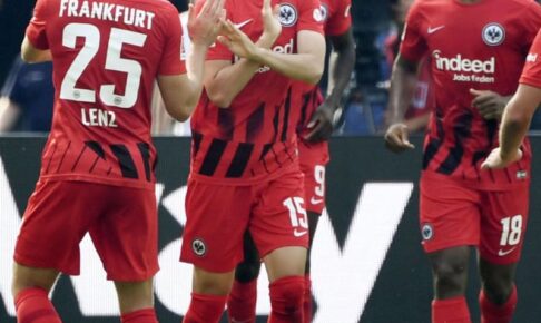 【ブンデスリーガ】鎌田大地、遠藤航が今季初得点　サッカーのドイツ1部