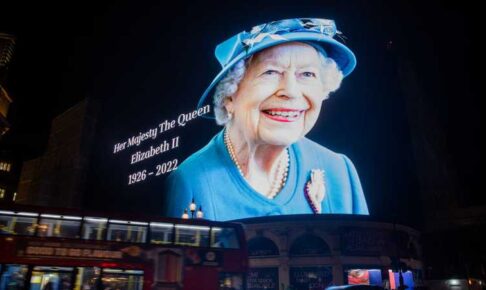 エリザベス女王崩御、週末のプレミアは全試合延期へ