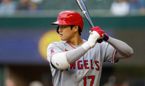 大谷翔平、左壁直撃二塁打　トラウト45年ぶり5戦連発33号空砲　チームは逆転負け