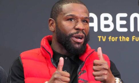 【超RIZIN】メイウェザー、寝坊で大遅刻！　公開練習に姿見せず…前日には渋谷109前で記者会見