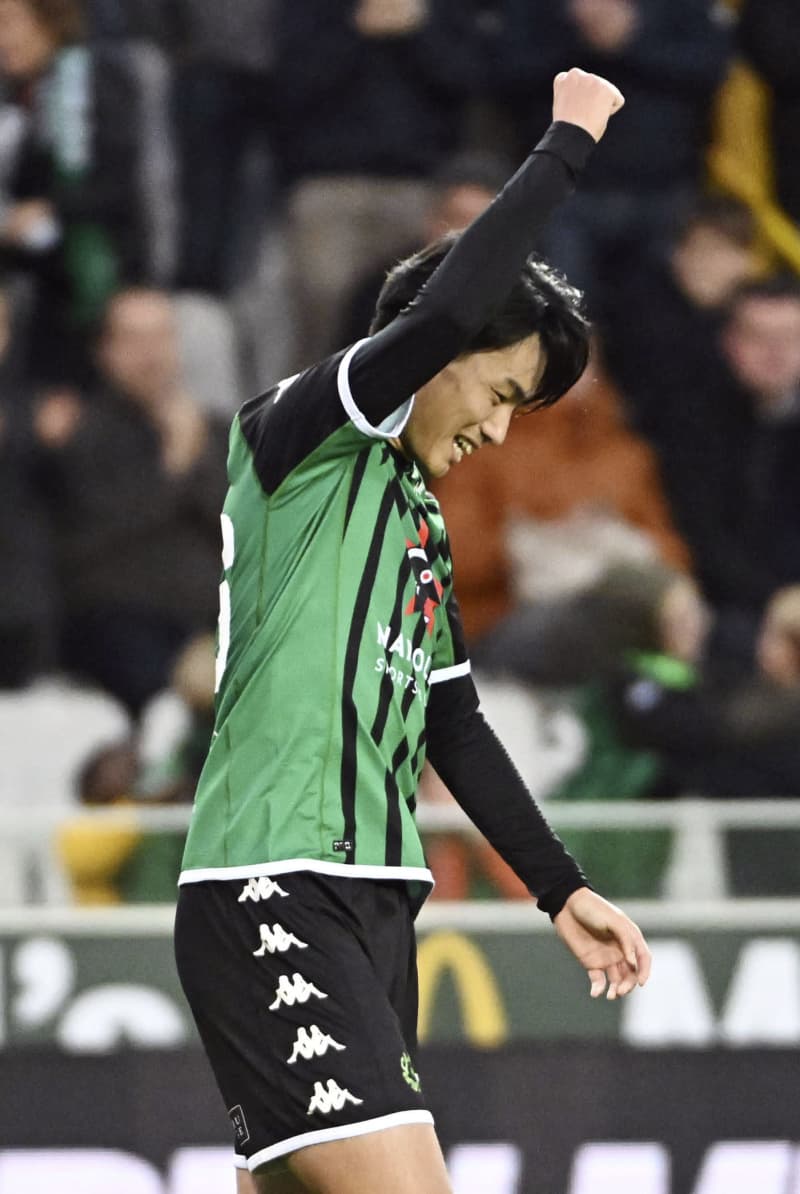 上田、香川がゴール ベルギー1部リーグ 上田、香川がゴール ベルギー1部リーグ