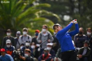 山下美夢有とイ・ミニョンが首位で最終日ヘ　渋野日向子は23位
