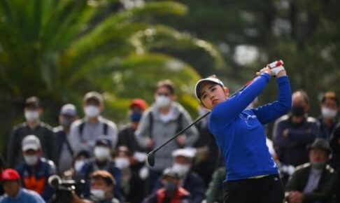 山下美夢有とイ・ミニョンが首位で最終日ヘ　渋野日向子は23位