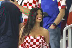 【カタールW杯】ミス・クロアチア、セクシー・ドレスでカタール挑発騒動　現地では警察による捜査情報も