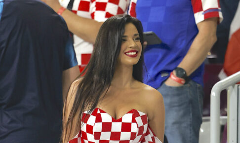 【カタールW杯】ミス・クロアチア、セクシー・ドレスでカタール挑発騒動　現地では警察による捜査情報も