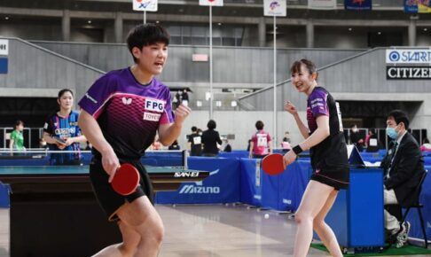 張本・早田 世界卓球代表ペア対決で完勝し4強入り！早田「（張本は）これだけの精度と質だから中国選手にも勝てる」【全日本卓球 混合ダブルス】