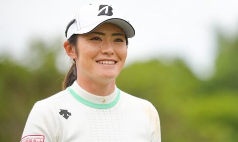 渡邉彩香が首位キープ 小祝さくら、イ・ボミは予選落ち