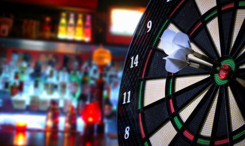 お酒を飲みながらできる「スポーツ」とは……“究極のマインドスポーツ”に迫る