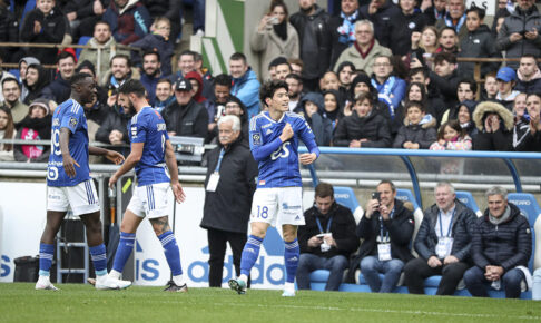 【リーグ・アン】パリ五輪世代のエース鈴木唯人、デビュー戦で圧巻ゴール　フランス1部では日本人初の快挙
