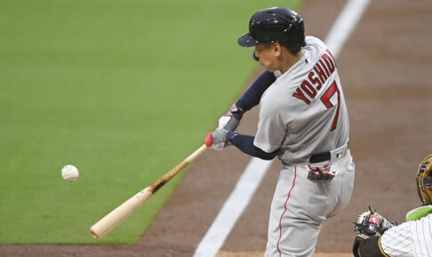 【MLB】吉田正尚、あわや7号　タティス Jr.のグラブ弾きフェン直二塁打　振り逃げで出塁も