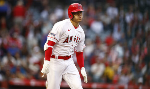【MLB】大谷翔平、一塁への“俊足”内野安打で出塁　実況は「非現実的だ」と驚きのあまり繰り返しつぶやく