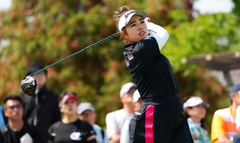 【女子ゴルフ】山下美夢有が首位堅持、岩井明愛が大会新10アンダーで2位浮上　ニチレイレディス2日目