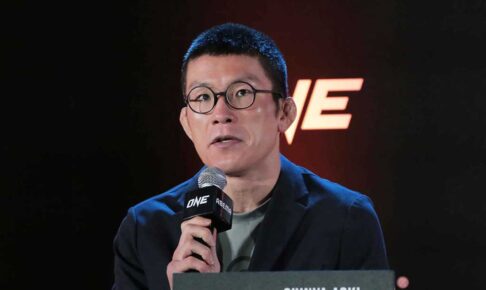 【超RIZIN.3】青木真也、皇治の“打撃力”に太鼓判押し「KO勝ち」予想 指導に至った経緯も熱弁「立派ですよね」 【超RIZIN.3】青木真也、皇治の“打撃力”に太鼓判押し「KO勝ち」予想 指導に至った経緯も熱弁「立派ですよね」