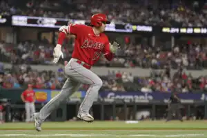 【MLB】大谷翔平、初回は本塁打級181キロ弾丸二塁打でチャンスメーク　実況「ユニコーンによる二塁打だ」と興奮