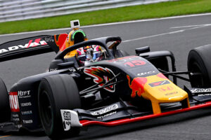 【スーパーフォーミュラ】第6戦　リアム・ローソン3勝目、三つ巴の戦いは野尻智紀が一歩後退か