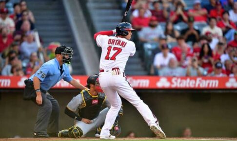 【MLB】大谷翔平、3試合連続無安打でヘルメット叩きつけも　エ軍4連勝ストップ、地区4位転落