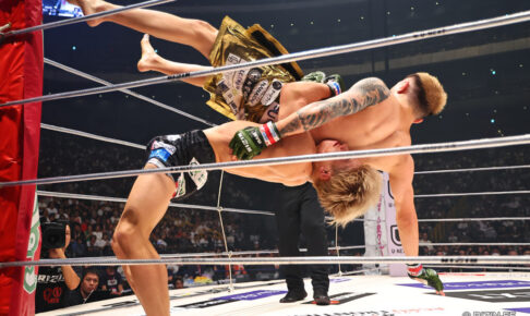 【超RIZIN2】“朝倉未来の弟子”ヒロヤ、伊藤裕樹に大健闘　ジャーマンスープレックスなど見舞い会場から大歓声　「気持ちの強さが伝わった」