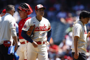 【MLB】大谷翔平、14日ぶり“復活マウンド”も2回途中緊急降板…　球団は「腕の疲労」と発表、44号放つも代打送られる