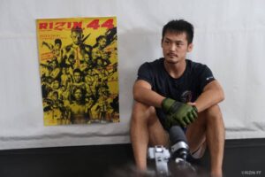 RIZIN2連敗中の元王者・牛久絢太郎　萩原京平戦へ不退転の決意「面白い試合になる」　混戦フェザー級で存在感示す