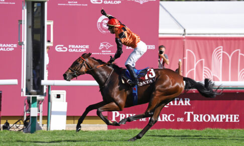 【凱旋門賞】イクイノックスは勝てたのか、ステイゴールドの系譜が示した「海を越える勇気」と「プランB」 凱旋門賞を無敗で制したエースインパクト(C)ロイター