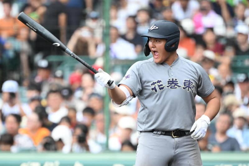 花巻東の怪物スラッガー・佐々木麟太郎が決意「プロ志望届は出さずに、アメリカの大学へ行く」高校最後の大会は初戦敗退に終わる 花巻東の怪物スラッガー・佐々木麟太郎が決意「プロ志望届は出さずに、アメリカの大学へ行く」高校最後の大会は初戦敗退に終わる