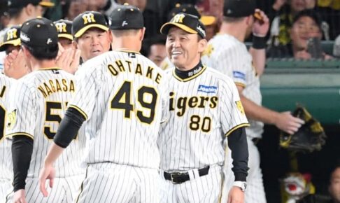 阪神　岡田監督が選ぶファイナルSのMVP「打は木浪」「投は桐敷」聖地が大歓声で沸く「最後はドキドキ」も