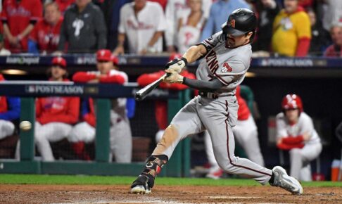 【MLB】“イチローイズム”を受け継ぐ新人キャロルが猛打賞、Ｄバックス22年ぶりのワールドシリーズ進出