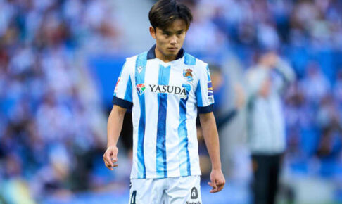 “アンストッパブル”久保、ソシエダの20季ぶりCL決勝T進出に貢献！　中村俊輔氏も高評価「余裕を持ってやれている」