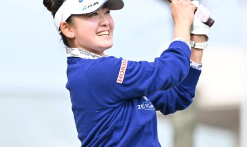 女子ゴルフ　岩井千怜が大会コース記録に並ぶ63、8アンダーで首位発進　大王製紙エリエール・レディーズ