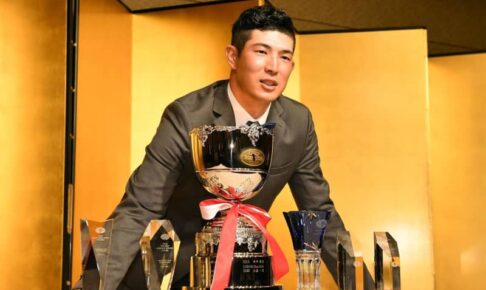 中島啓太が最優秀選手賞　蟬川泰果、金谷拓実と「NSKで」青木功JGTO会長が命名　男子ゴルフ2023年表彰式