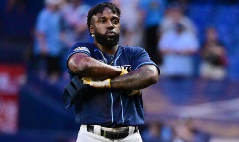 【MLB】ドジャースは獲り逃したか……　“ドヤ顔”アロサレーナ、マリナーズへ移籍　トレード期限迫る中で成立「素晴らしい補強」