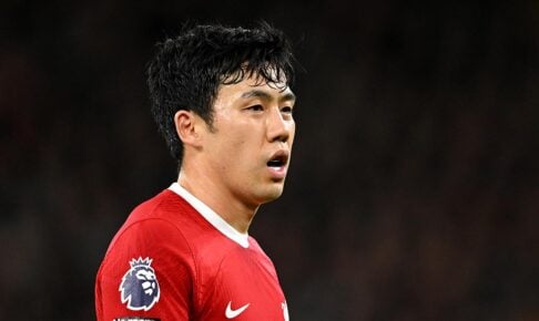 遠藤航、リバプールの“緊急事態”救えるか？　カラバオ杯決勝、チェルシーとの大一番へ中盤アンカーでスタメン予想