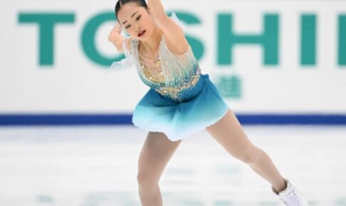 15歳島田麻央　SP7位から猛追3位　3A成功も4回転転倒で「悔しい」　年齢制限で30年冬季五輪候補