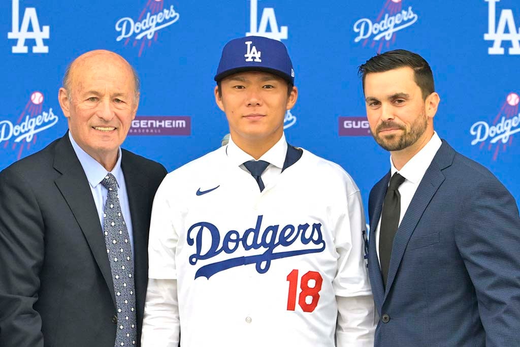 【MLB】「山本由伸は特別な投手」ドジャースGM、高額契約の重圧とは無縁と強調 代理人は“低身長”への懸念を一蹴 【MLB】「山本由伸は特別な投手」ドジャースGM、高額契約の重圧とは無縁と強調 代理人は“低身長”への懸念を一蹴