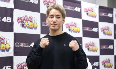 【RIZIN.48】「やっぱり逸材」朝倉海、“満点デビュー”の18歳の超新星を祝福　ファンも期待感「すげぇのが出てきたっ！」