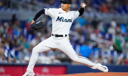 【MLB】移籍市場席巻のドジャース、最後のピースは先発左腕か　専門メディアが問題指摘「山本由伸らローテ全員が……」